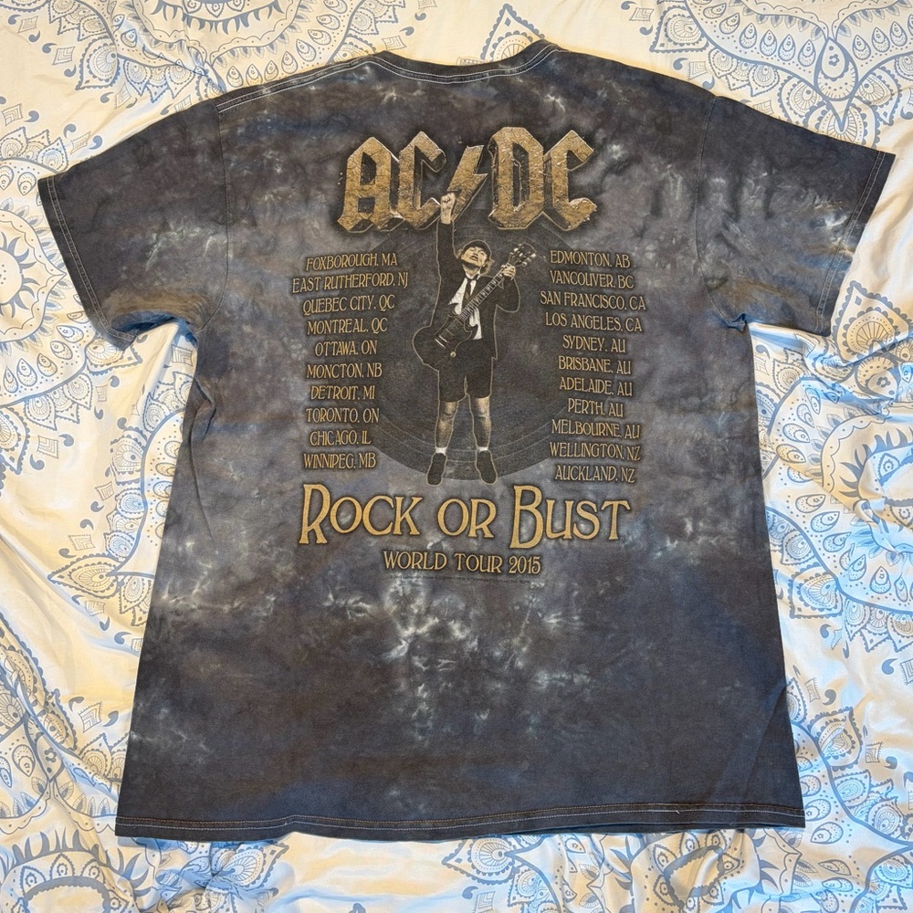 AC/DC Shirt Large